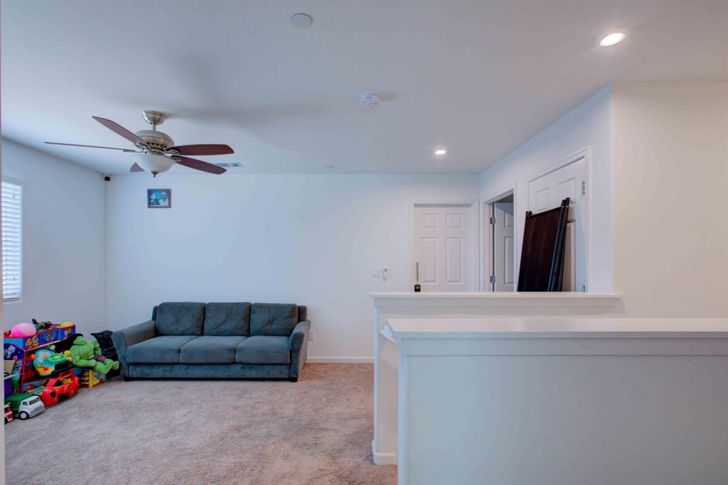 Detail Gallery Image 21 of 38 For 2045 Conadria Ave, Chowchilla,  CA 93610 - 4 Beds | 3 Baths