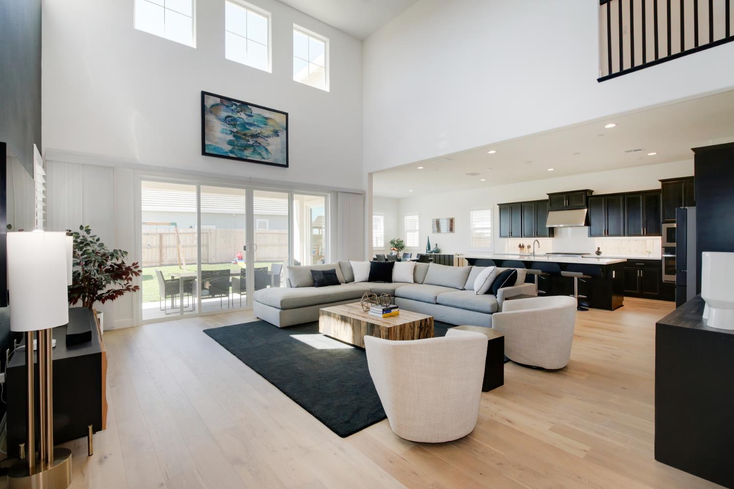 Detail Gallery Image 3 of 69 For 12818 Mission Peak Way, Rancho Cordova,  CA 95742 - 5 Beds | 4/1 Baths