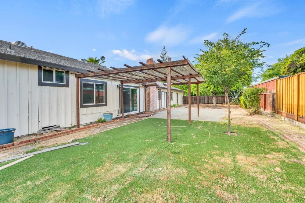 Detail Gallery Image 39 of 56 For 3000 Mission Ave, Carmichael,  CA 95608 - 3 Beds | 2 Baths