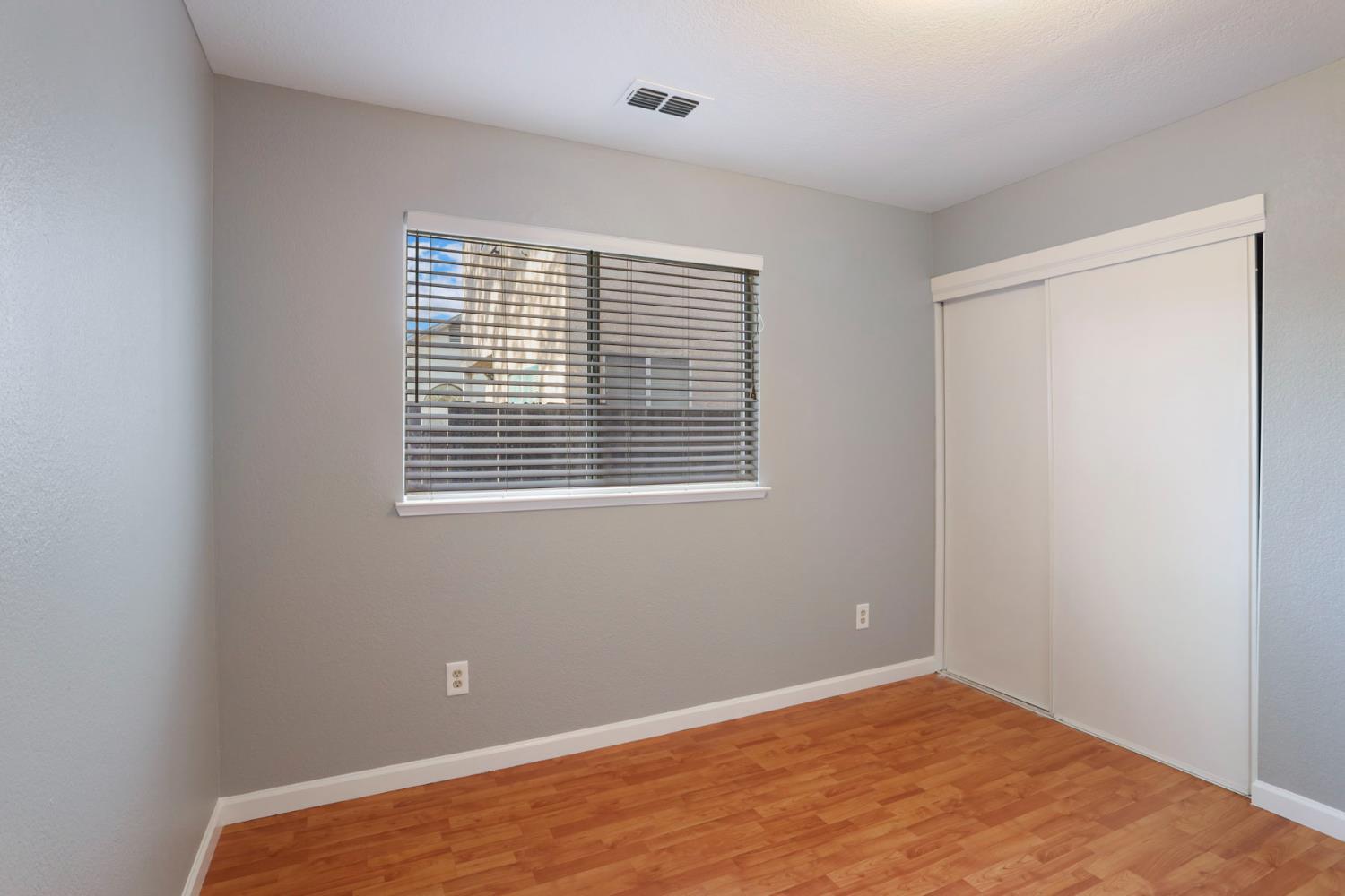 Detail Gallery Image 18 of 36 For 2405 S Fresno Ave, Stockton,  CA 95206 - 3 Beds | 2 Baths