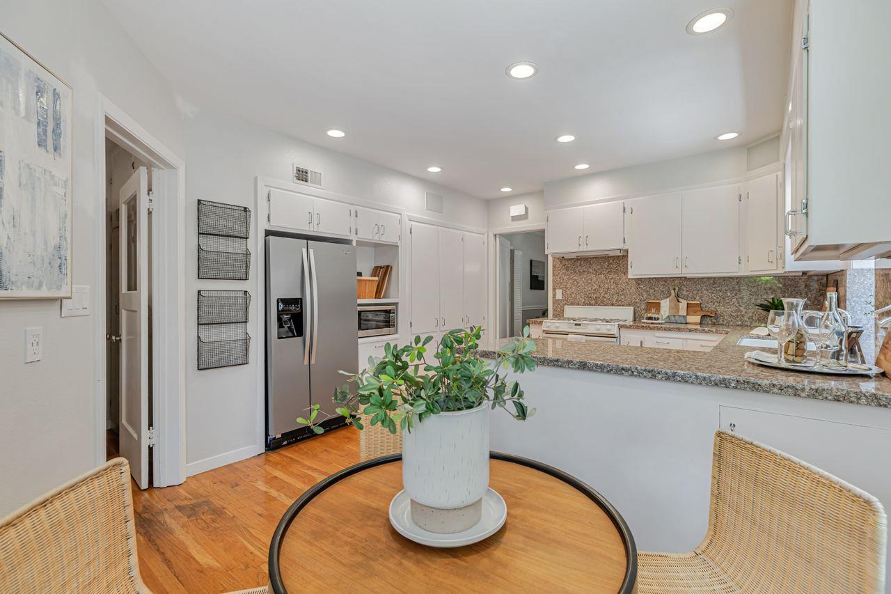 Detail Gallery Image 21 of 68 For 1800 8th Ave, Sacramento,  CA 95818 - 4 Beds | 1/1 Baths