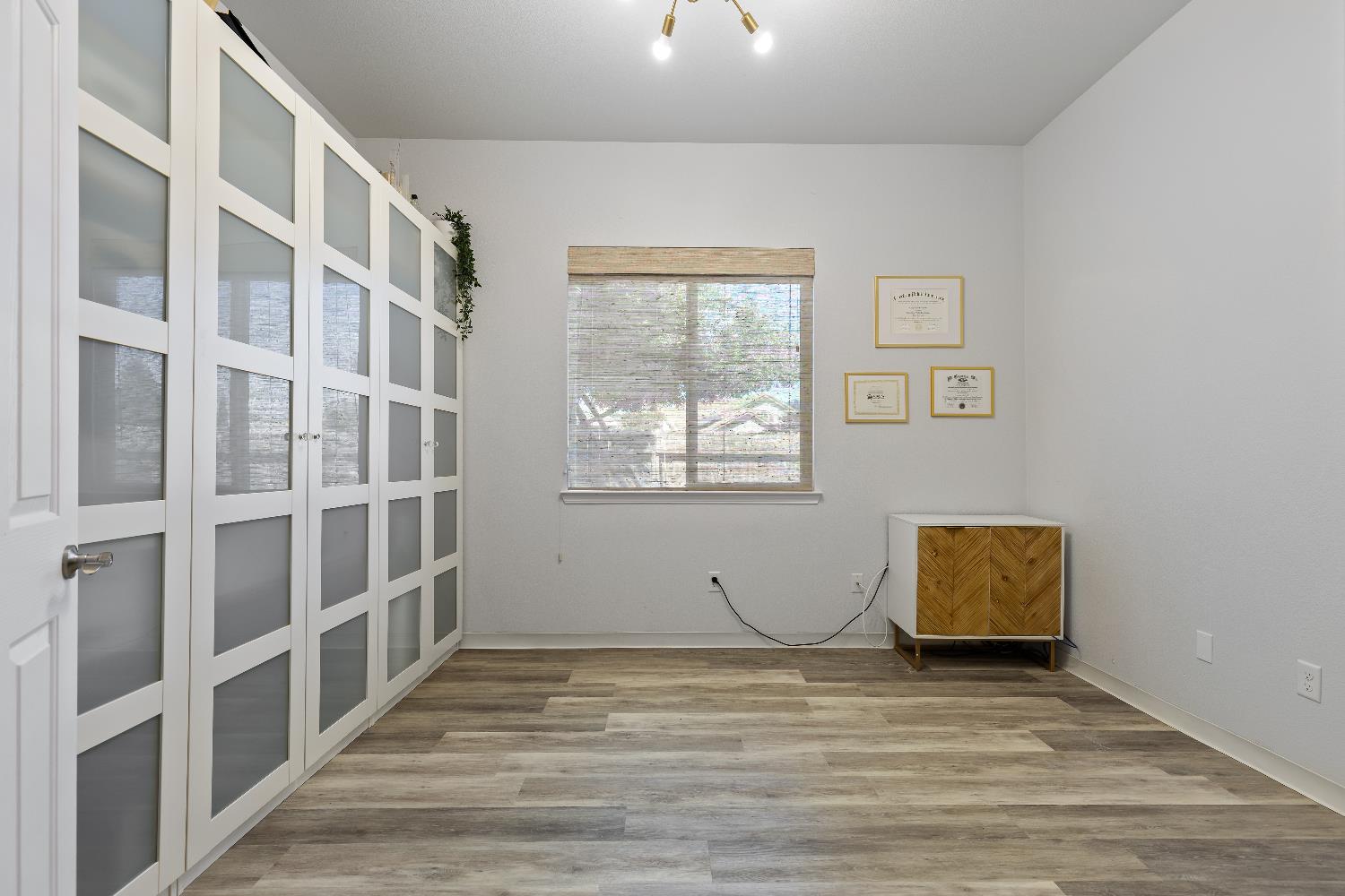 Detail Gallery Image 9 of 36 For 1795 Sea Side Ct, Plumas Lake,  CA 95961 - 4 Beds | 2 Baths