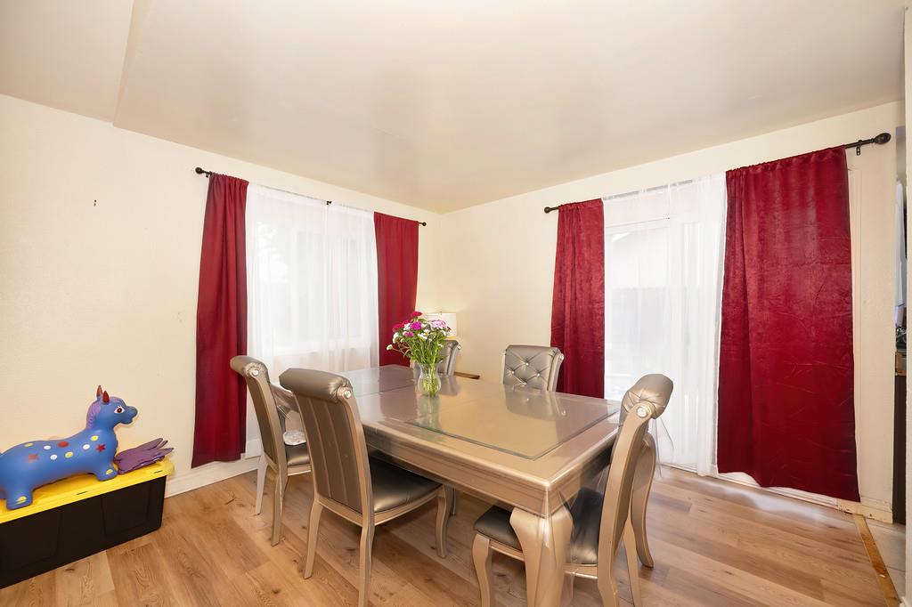 Detail Gallery Image 6 of 25 For 3708 Pullman Dr, Sacramento,  CA 95827 - 3 Beds | 2 Baths
