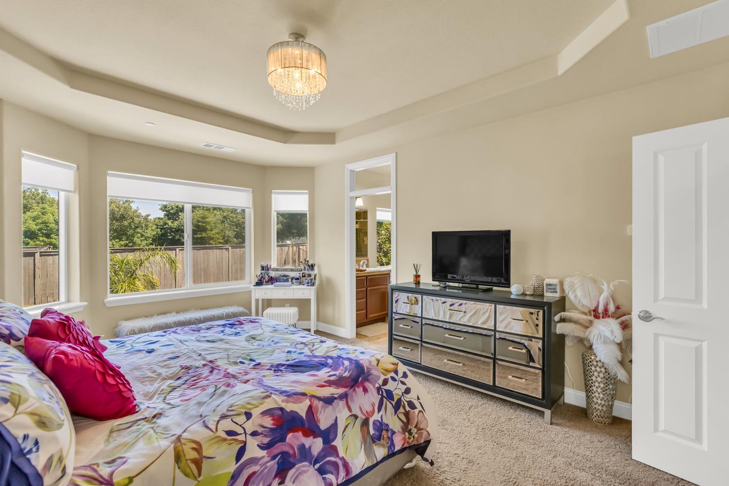 Detail Gallery Image 41 of 76 For 8530 Mandorla Cir, Orangevale,  CA 95662 - 4 Beds | 3/1 Baths