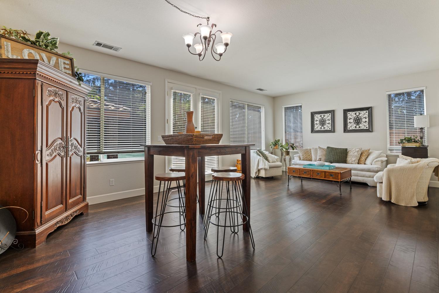 Detail Gallery Image 24 of 67 For 2550 Garazi, Tracy,  CA 95304 - 5 Beds | 3/2 Baths