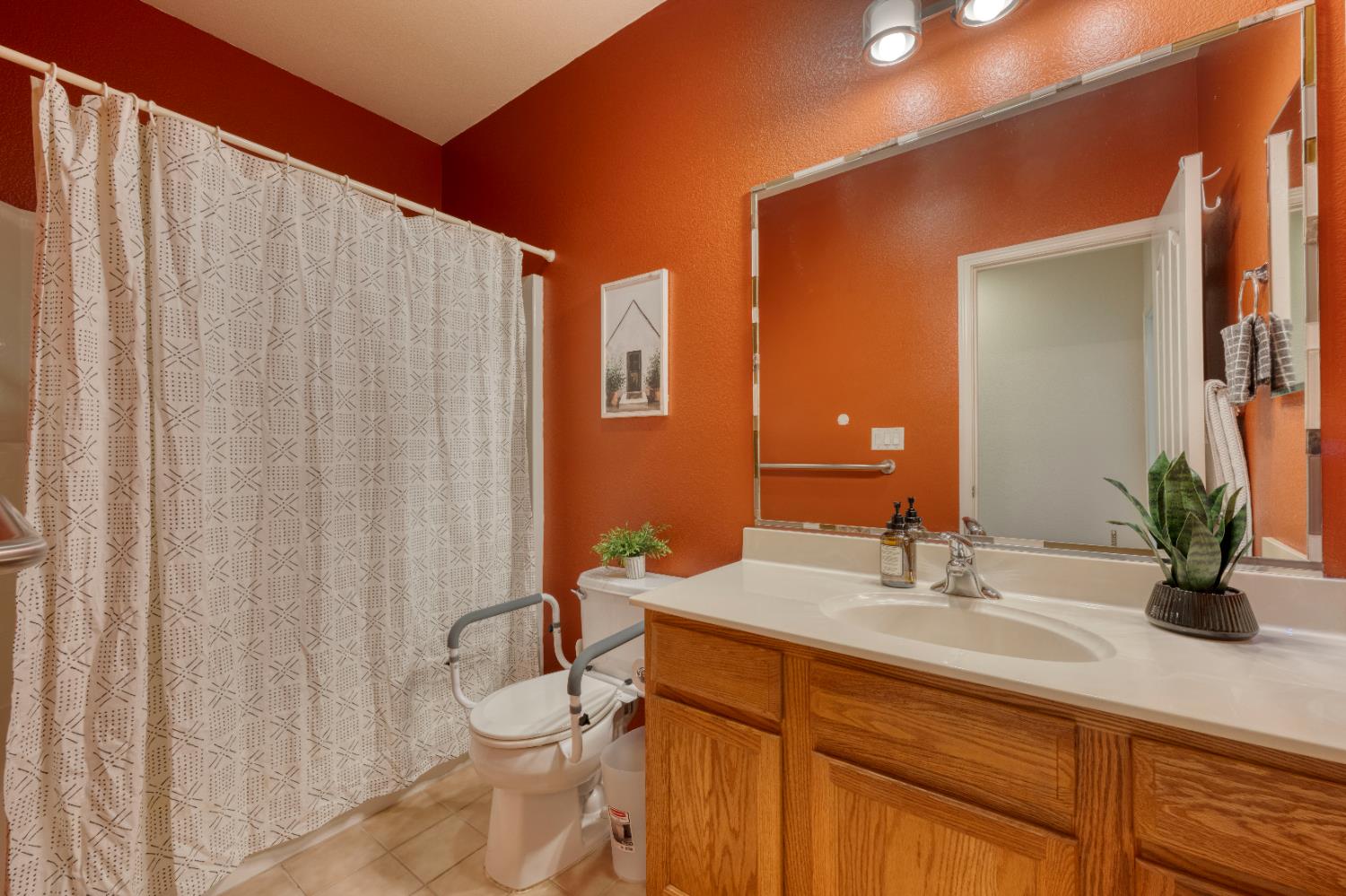 Detail Gallery Image 15 of 26 For 311 Pelican Bay Cir, Sacramento,  CA 95835 - 2 Beds | 2 Baths