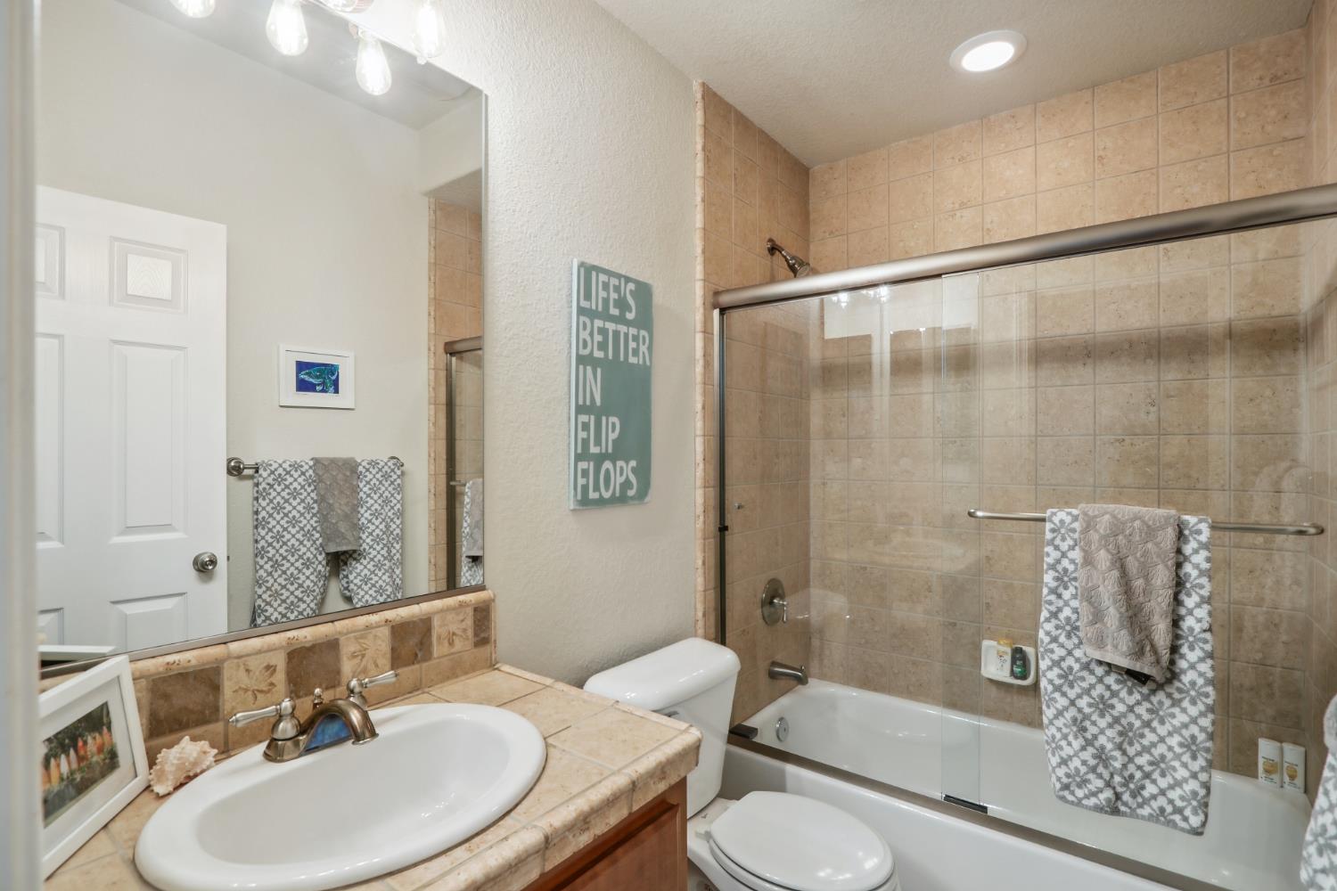 Detail Gallery Image 12 of 47 For 1214 Mill Way, Stockton,  CA 95209 - 4 Beds | 3 Baths