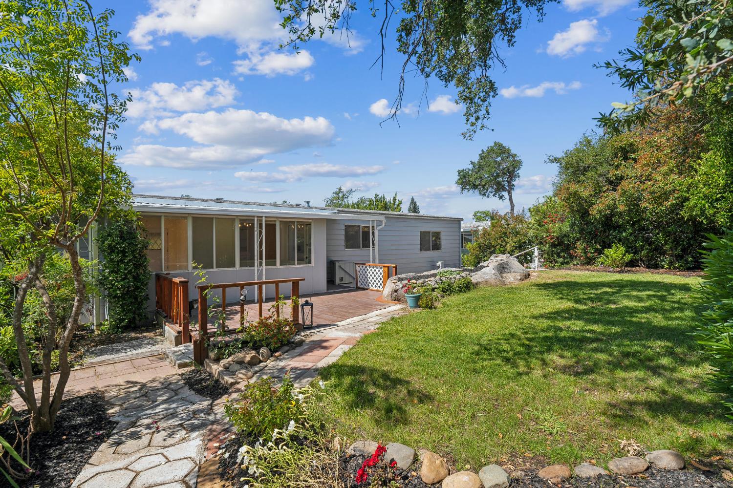 Detail Gallery Image 13 of 29 For 440 Nugget, Folsom,  CA 95630 - 2 Beds | 2 Baths