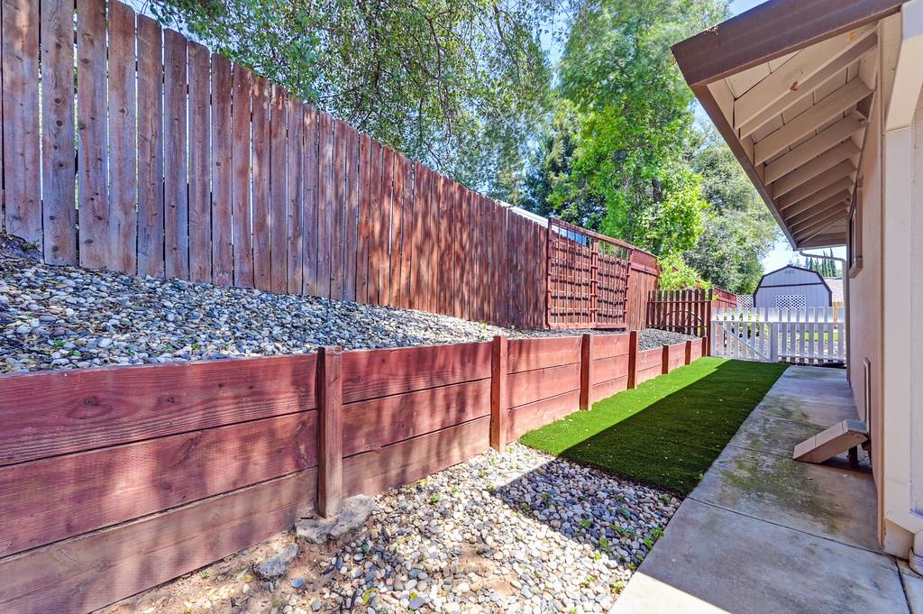 Detail Gallery Image 50 of 58 For 8725 Pathfinder Ct, Orangevale,  CA 95662 - 5 Beds | 3 Baths