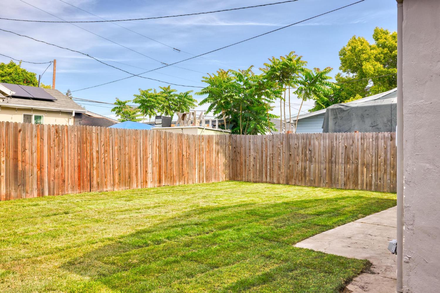 Detail Gallery Image 26 of 27 For 322 N Grant Ave, Manteca,  CA 95336 - 2 Beds | 1 Baths