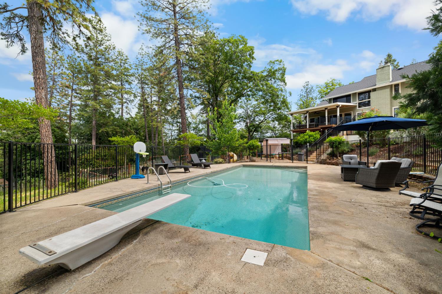 Detail Gallery Image 68 of 90 For 3379 Paloran Ct, Shingle Springs,  CA 95682 - 4 Beds | 3 Baths