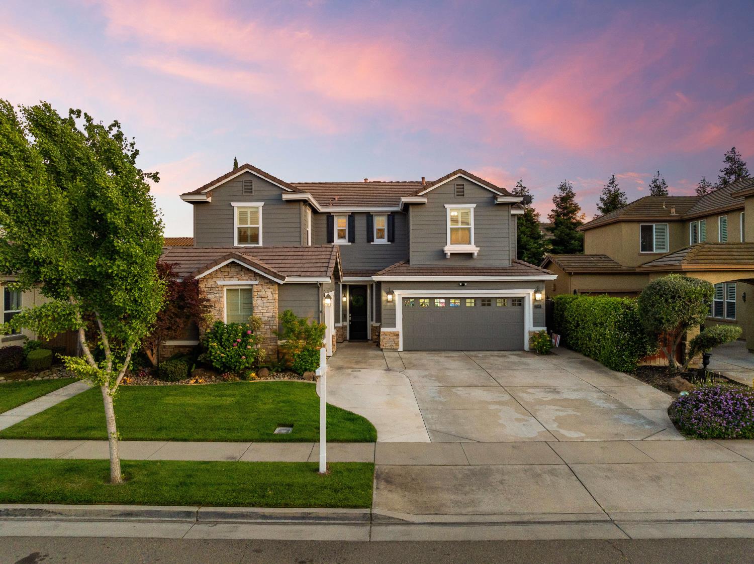 Detail Gallery Image 50 of 51 For 2240 Katzakian Way, Lodi,  CA 95242 - 4 Beds | 2/1 Baths