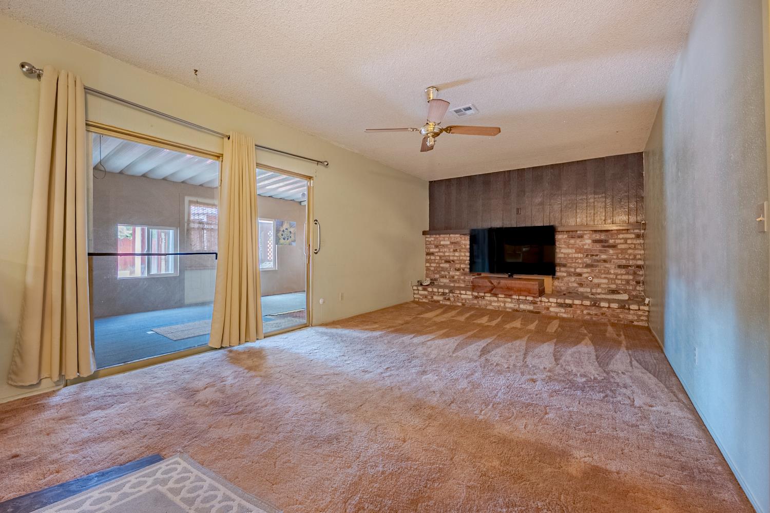 Detail Gallery Image 13 of 37 For 3557 M, Merced,  CA 95348 - 3 Beds | 2 Baths