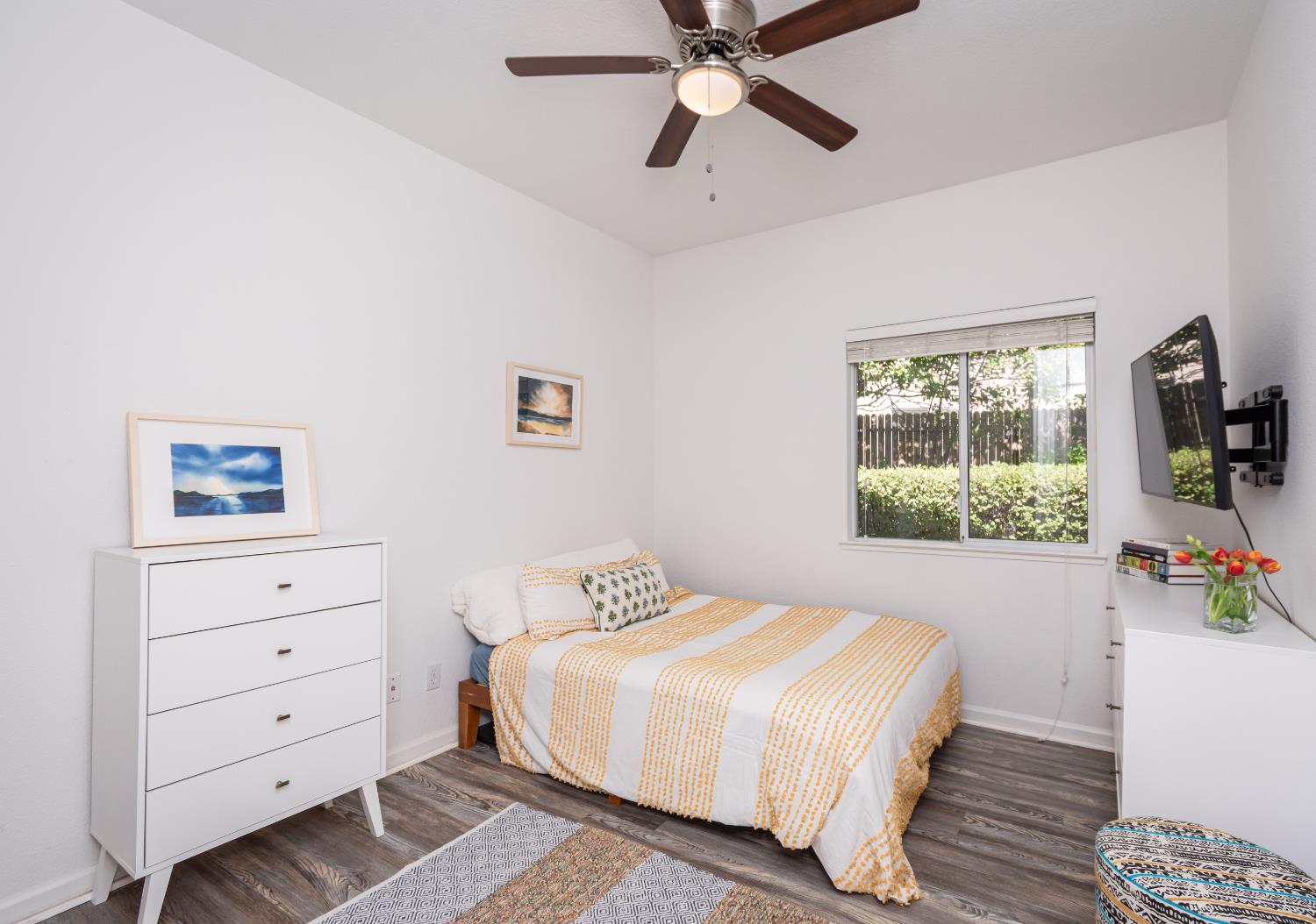 Detail Gallery Image 29 of 48 For 320 Leckenby Way, Folsom,  CA 95630 - 3 Beds | 2 Baths