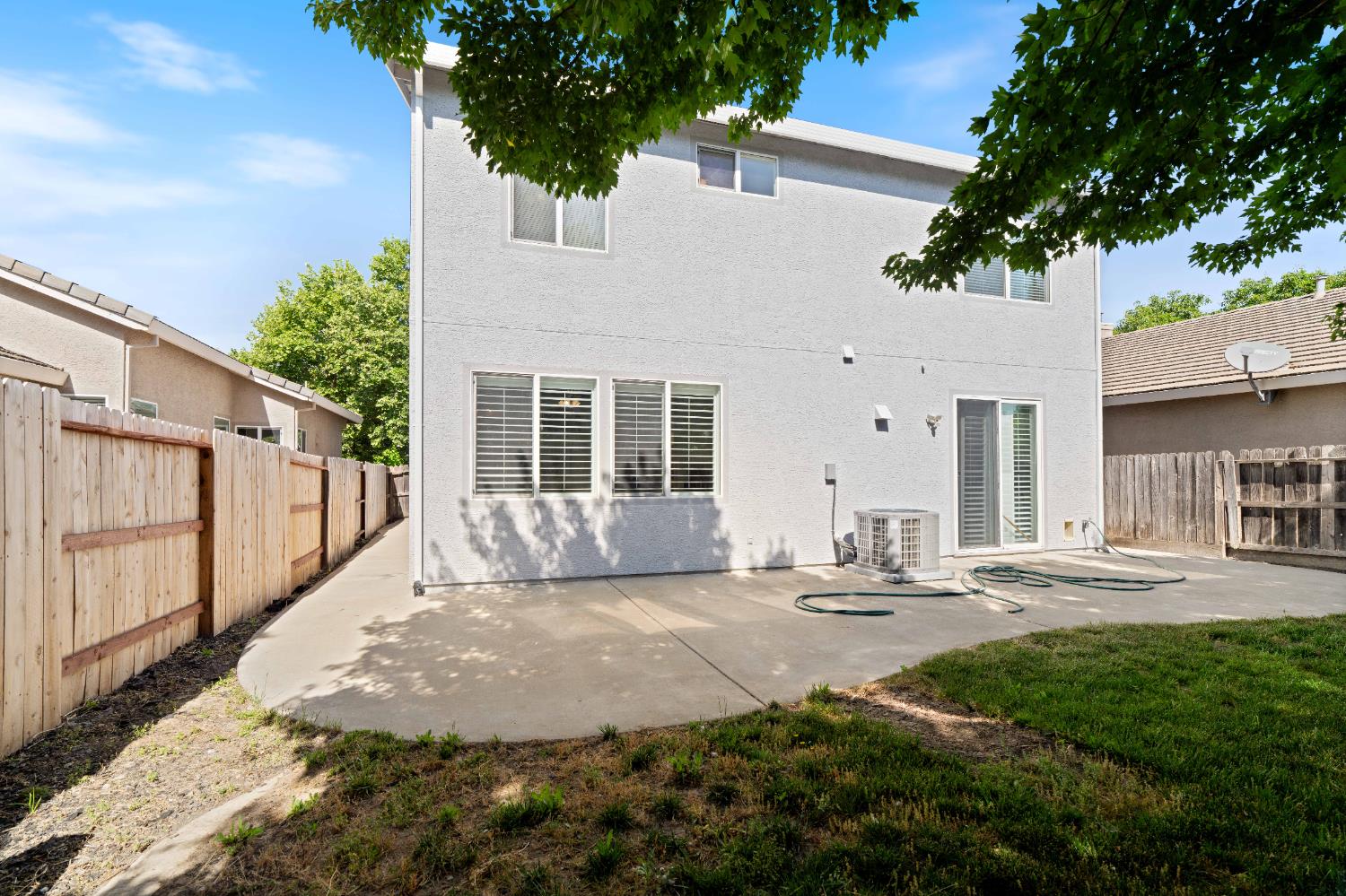 Detail Gallery Image 46 of 52 For 9615 Red Current Way, Elk Grove,  CA 95757 - 4 Beds | 3 Baths