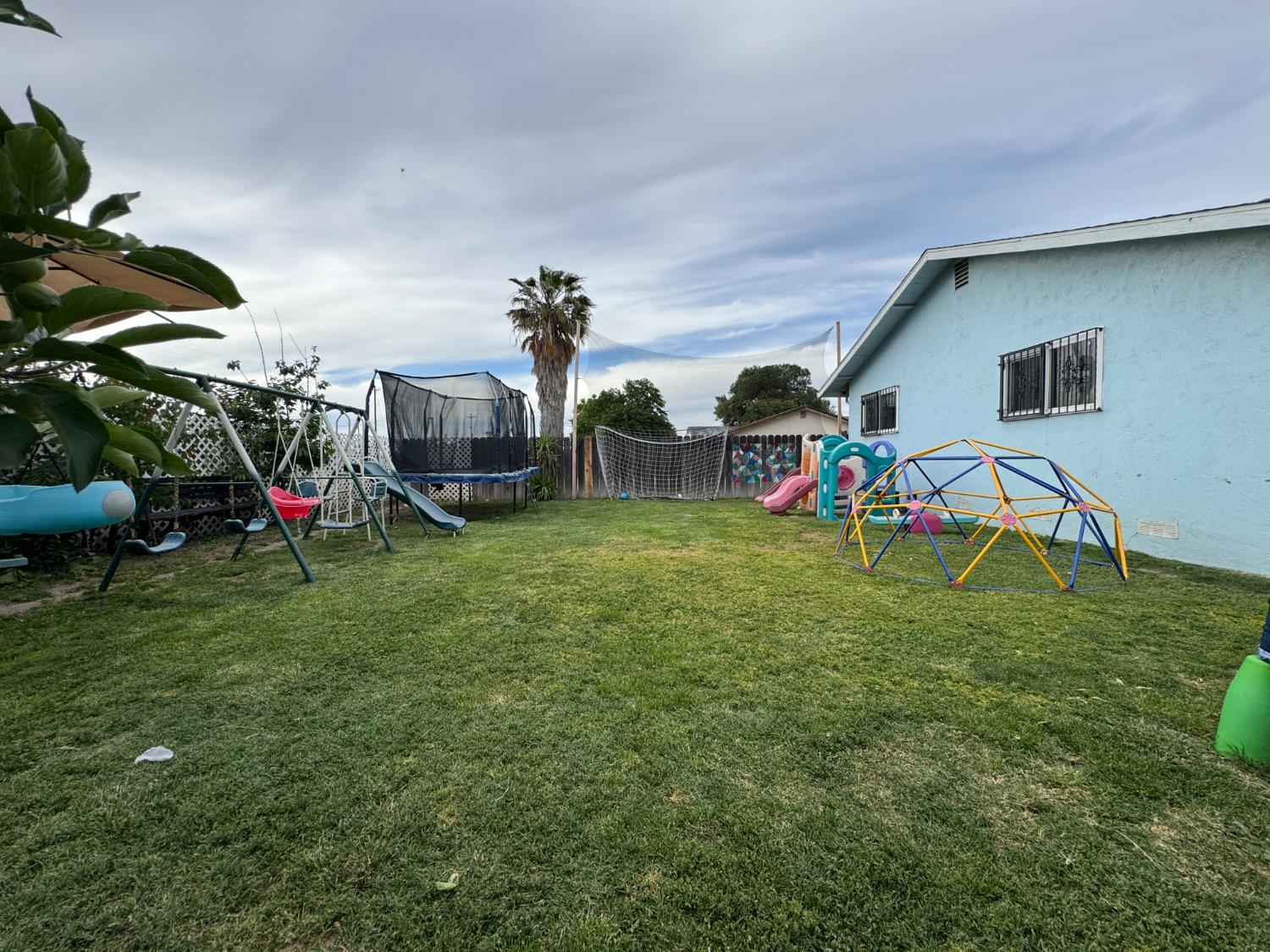 Detail Gallery Image 18 of 27 For 2131 S Sacramento St, Stockton,  CA 95206 - 3 Beds | 1/1 Baths