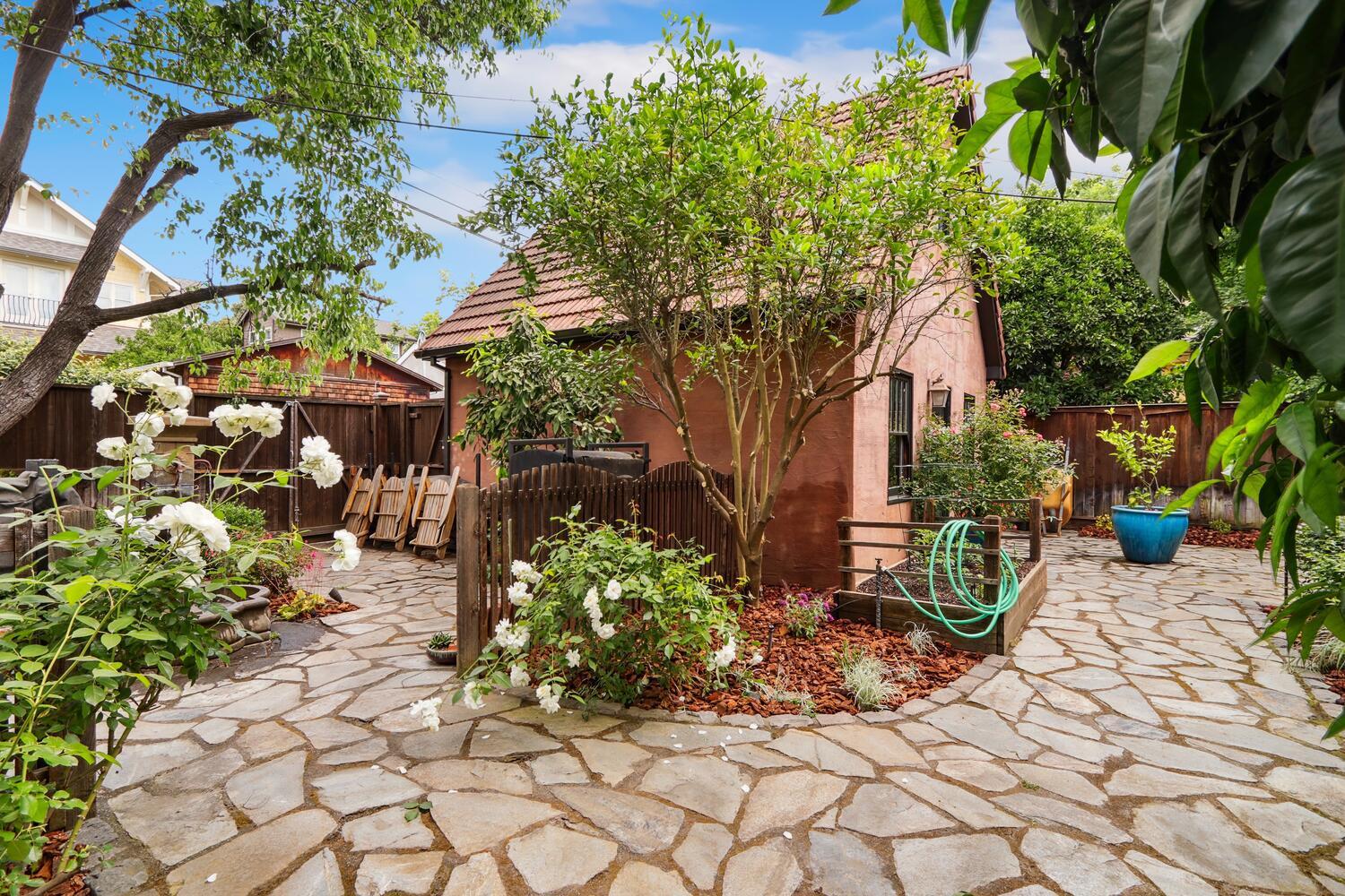 Detail Gallery Image 55 of 62 For 2665 Donner Way, Sacramento,  CA 95818 - 4 Beds | 3 Baths
