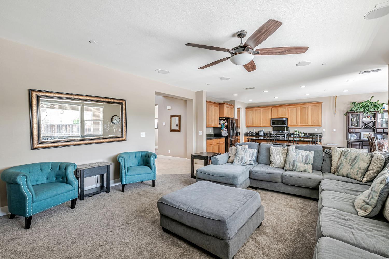 Detail Gallery Image 12 of 80 For 1162 Maugham Dr, Galt,  CA 95632 - 4 Beds | 3 Baths