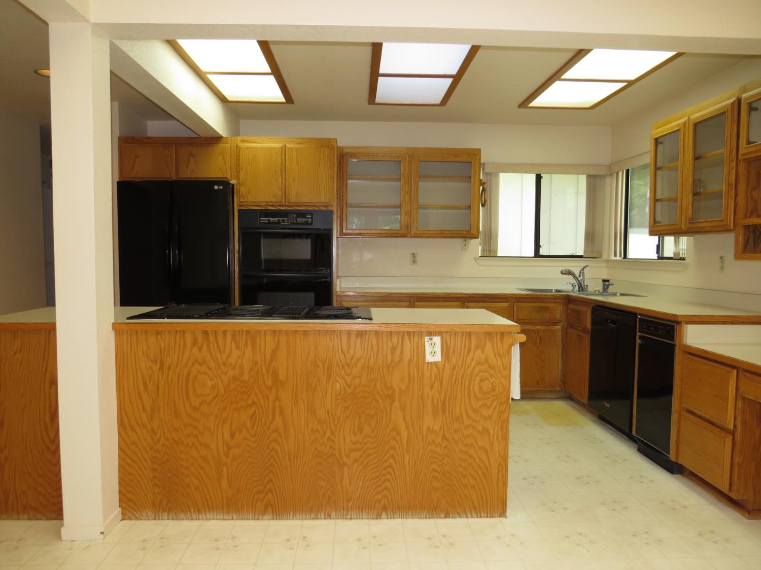 Detail Gallery Image 6 of 52 For 465 Alpine Dr, Colfax,  CA 95713 - 3 Beds | 1/1 Baths