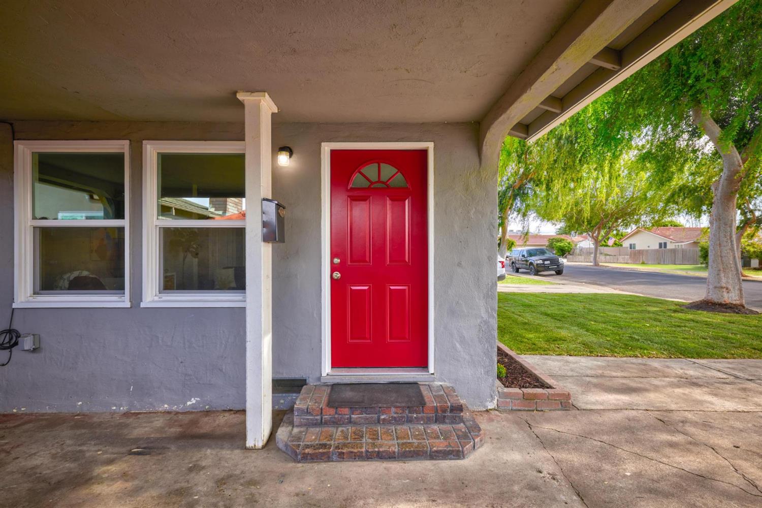 Detail Gallery Image 7 of 27 For 322 N Grant Ave, Manteca,  CA 95336 - 2 Beds | 1 Baths