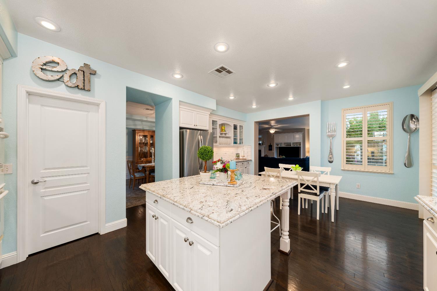 Detail Gallery Image 22 of 51 For 2240 Katzakian Way, Lodi,  CA 95242 - 4 Beds | 2/1 Baths
