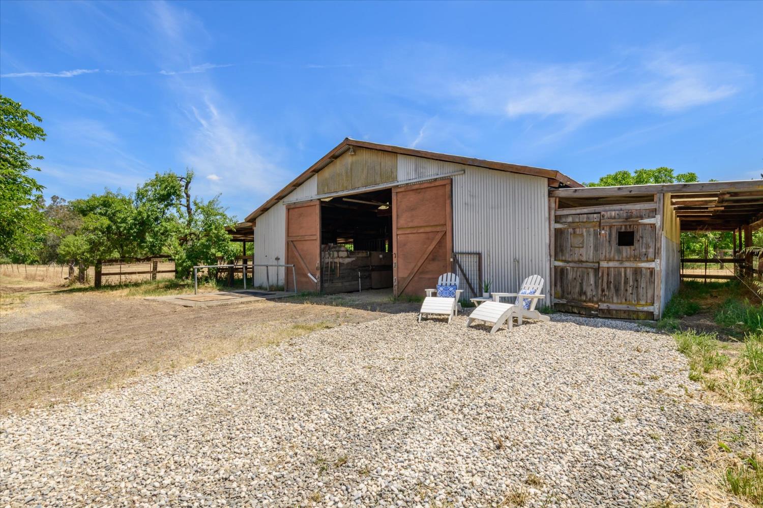 Detail Gallery Image 32 of 56 For 25233 County Road 96, Davis,  CA 95616 - 4 Beds | 2 Baths
