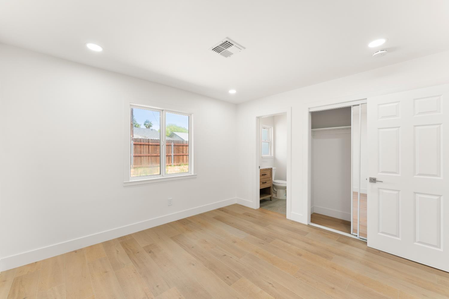 Detail Gallery Image 33 of 49 For 6716 Superior, North Highlands,  CA 95660 - 3 Beds | 2 Baths