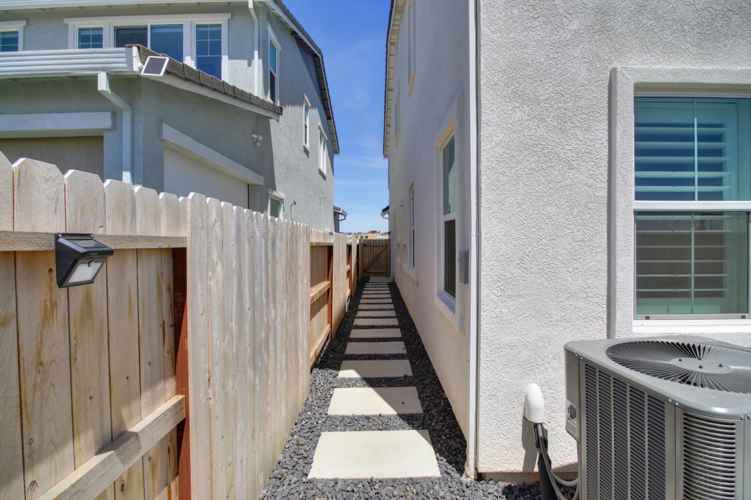 Detail Gallery Image 67 of 69 For 12818 Mission Peak Way, Rancho Cordova,  CA 95742 - 5 Beds | 4/1 Baths