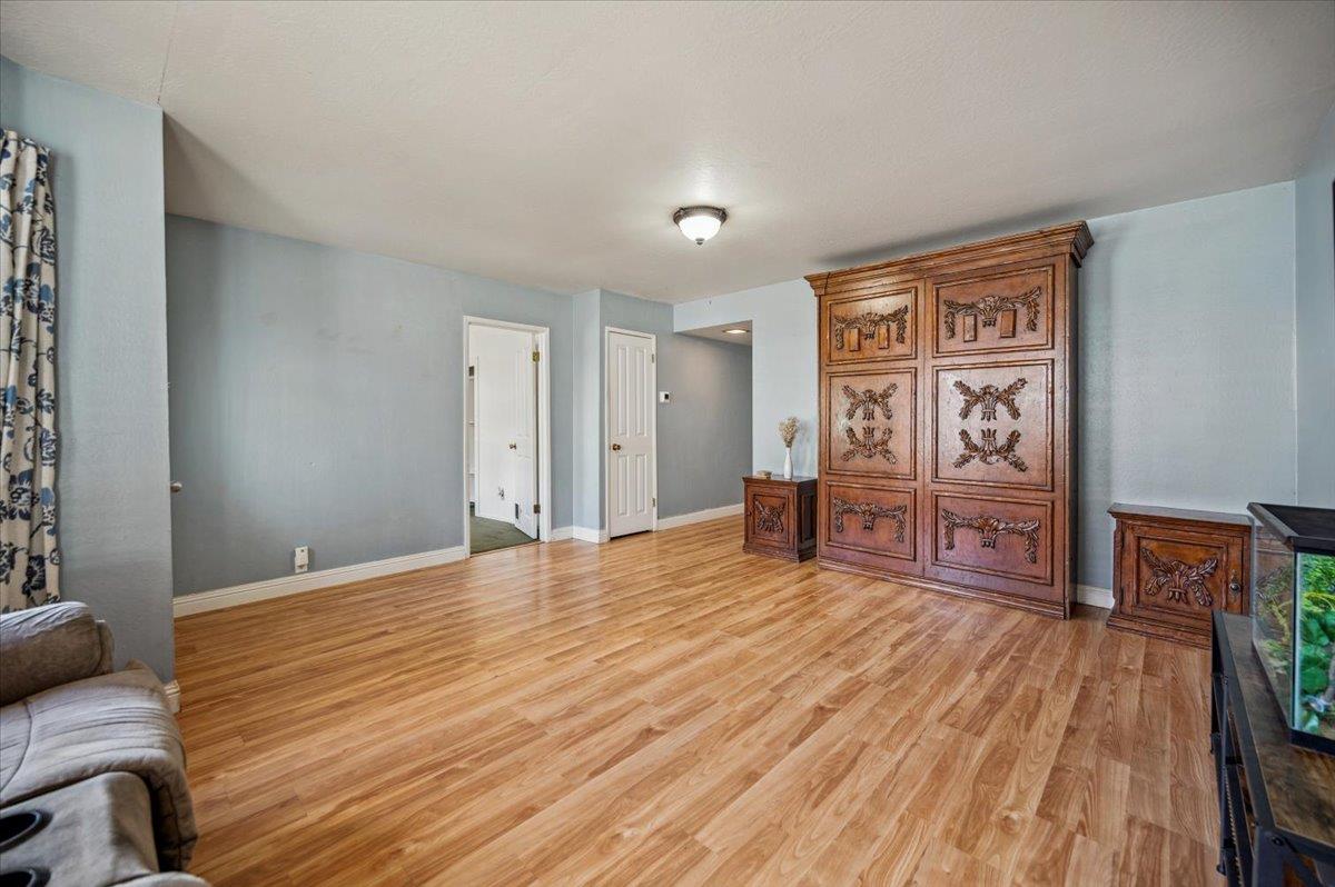 Detail Gallery Image 4 of 43 For 407 Chapel St, Grass Valley,  CA 95945 - 3 Beds | 2 Baths