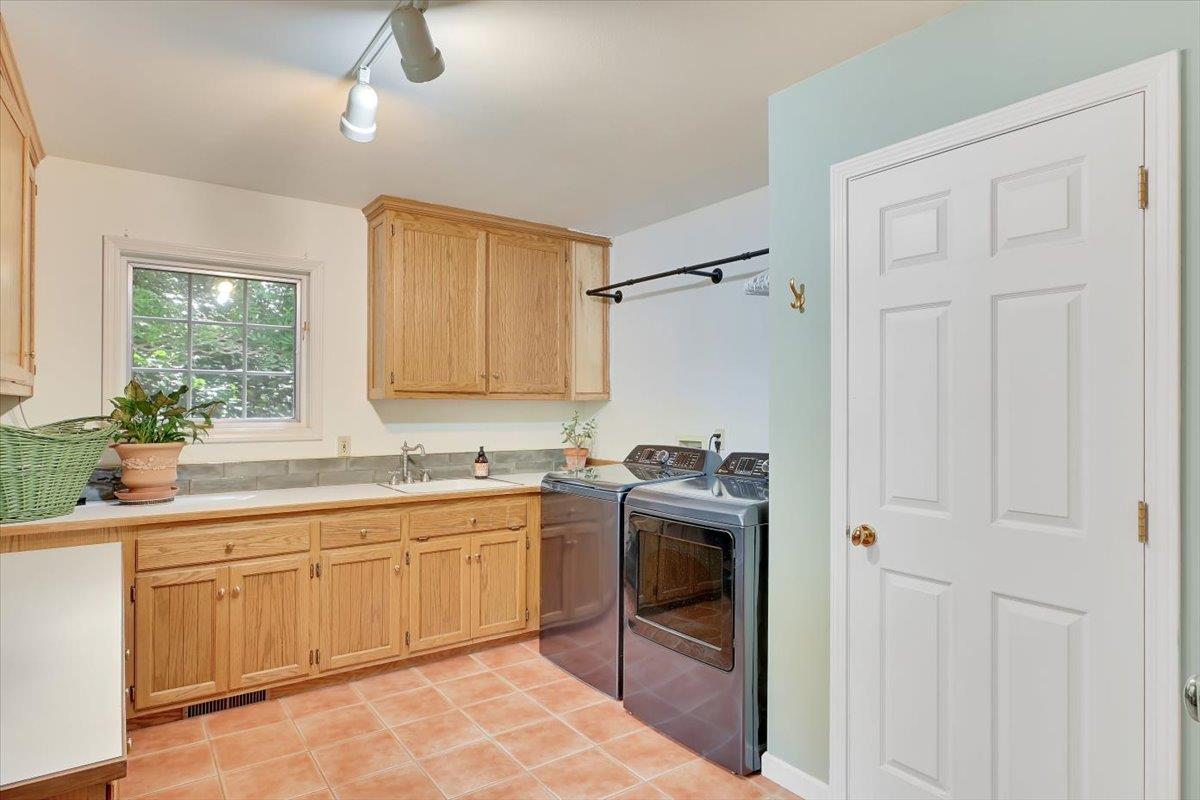 Detail Gallery Image 47 of 77 For 14833 Quail Pointe Ln, Grass Valley,  CA 95945 - 3 Beds | 3/1 Baths