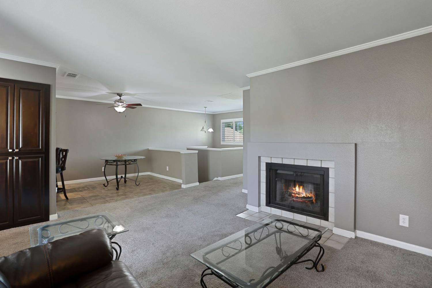 Detail Gallery Image 10 of 33 For 1615 Porter Way, Stockton,  CA 95207 - 2 Beds | 2 Baths