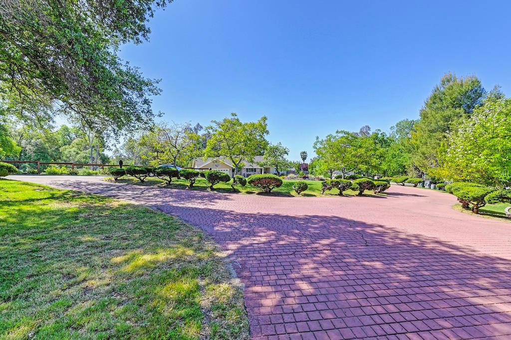 Detail Gallery Image 6 of 58 For 6895 Country Ct, Granite Bay,  CA 95746 - 4 Beds | 3 Baths