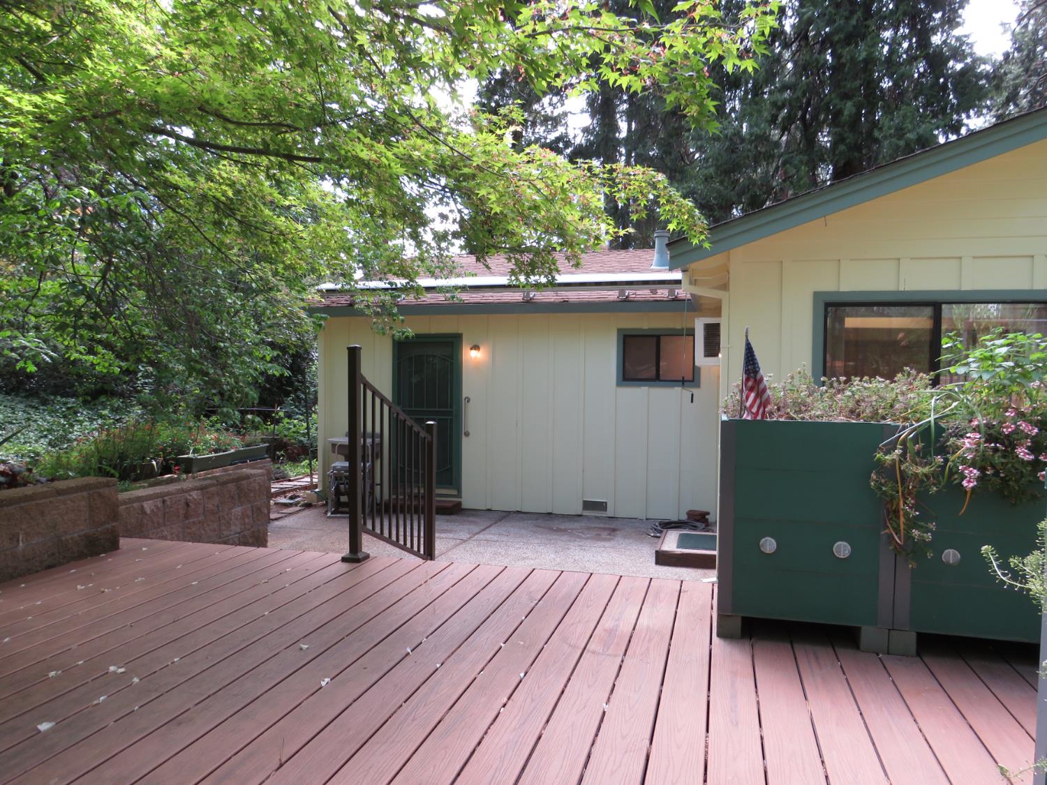 Detail Gallery Image 33 of 52 For 465 Alpine Dr, Colfax,  CA 95713 - 3 Beds | 1/1 Baths
