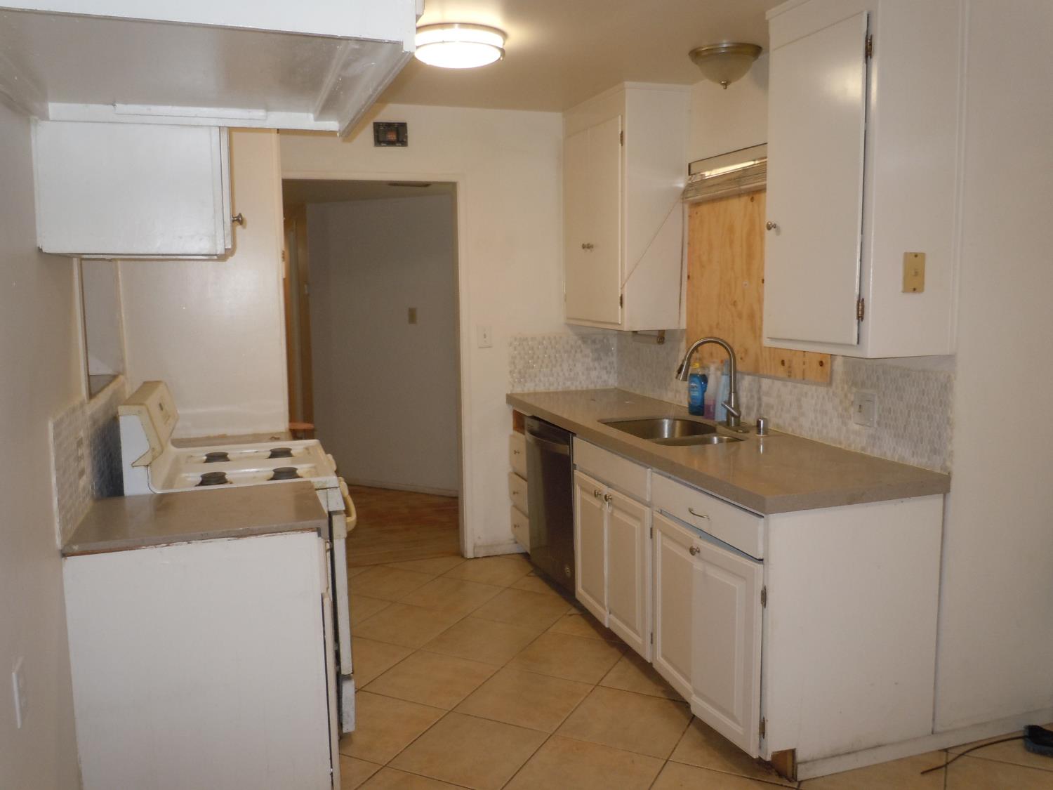 Detail Gallery Image 21 of 33 For 7100 20th St, Sacramento,  CA 95822 - 3 Beds | 2 Baths