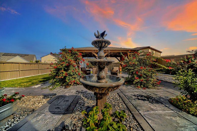 Detail Gallery Image 6 of 98 For 2931 Granger St, Tracy,  CA 95377 - 5 Beds | 4/1 Baths