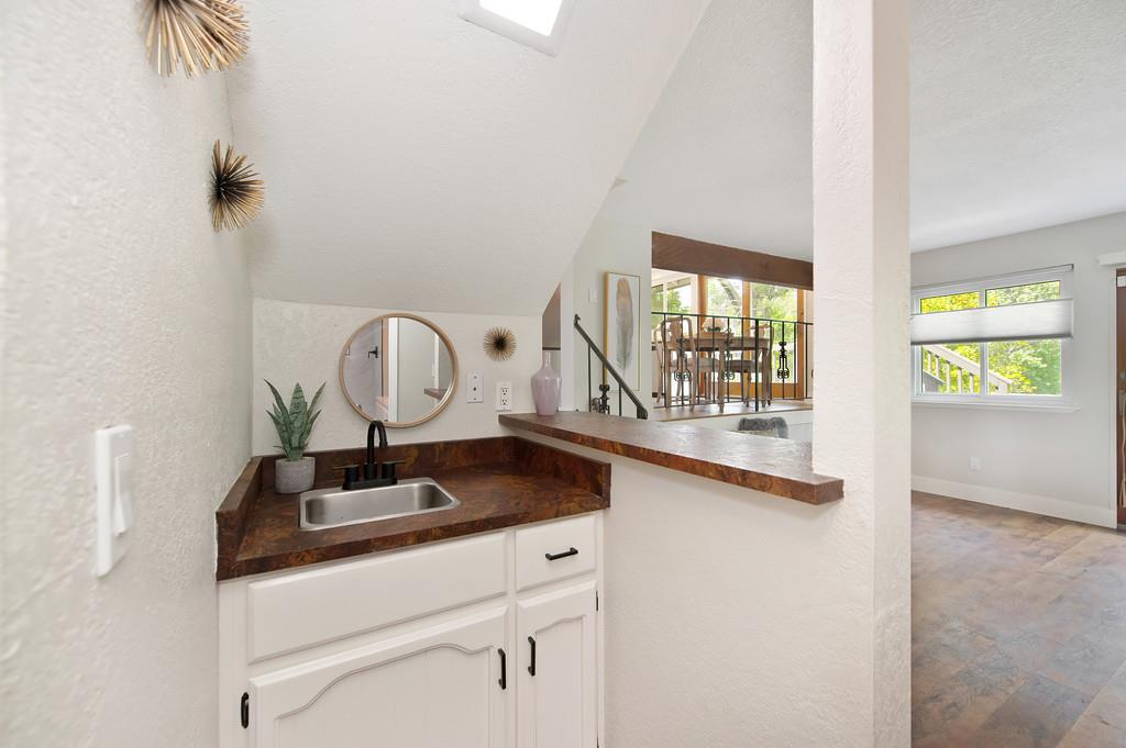 Detail Gallery Image 28 of 58 For 6895 Country Ct, Granite Bay,  CA 95746 - 4 Beds | 3 Baths