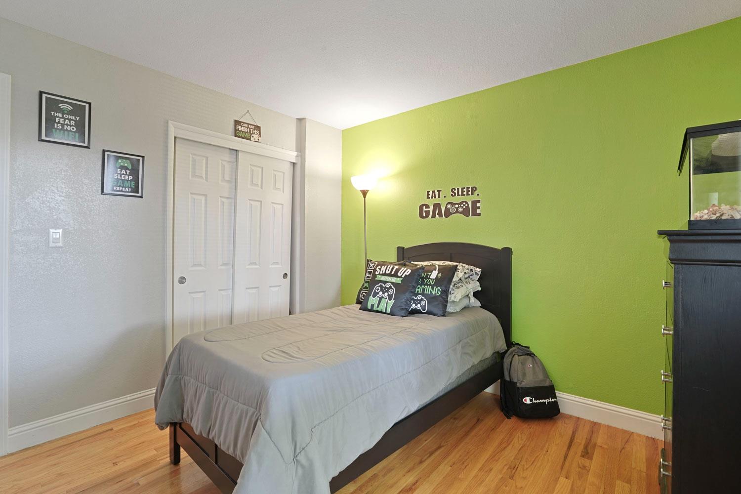 Detail Gallery Image 26 of 34 For 217 E Mayfair Ave, Stockton,  CA 95207 - 3 Beds | 2 Baths
