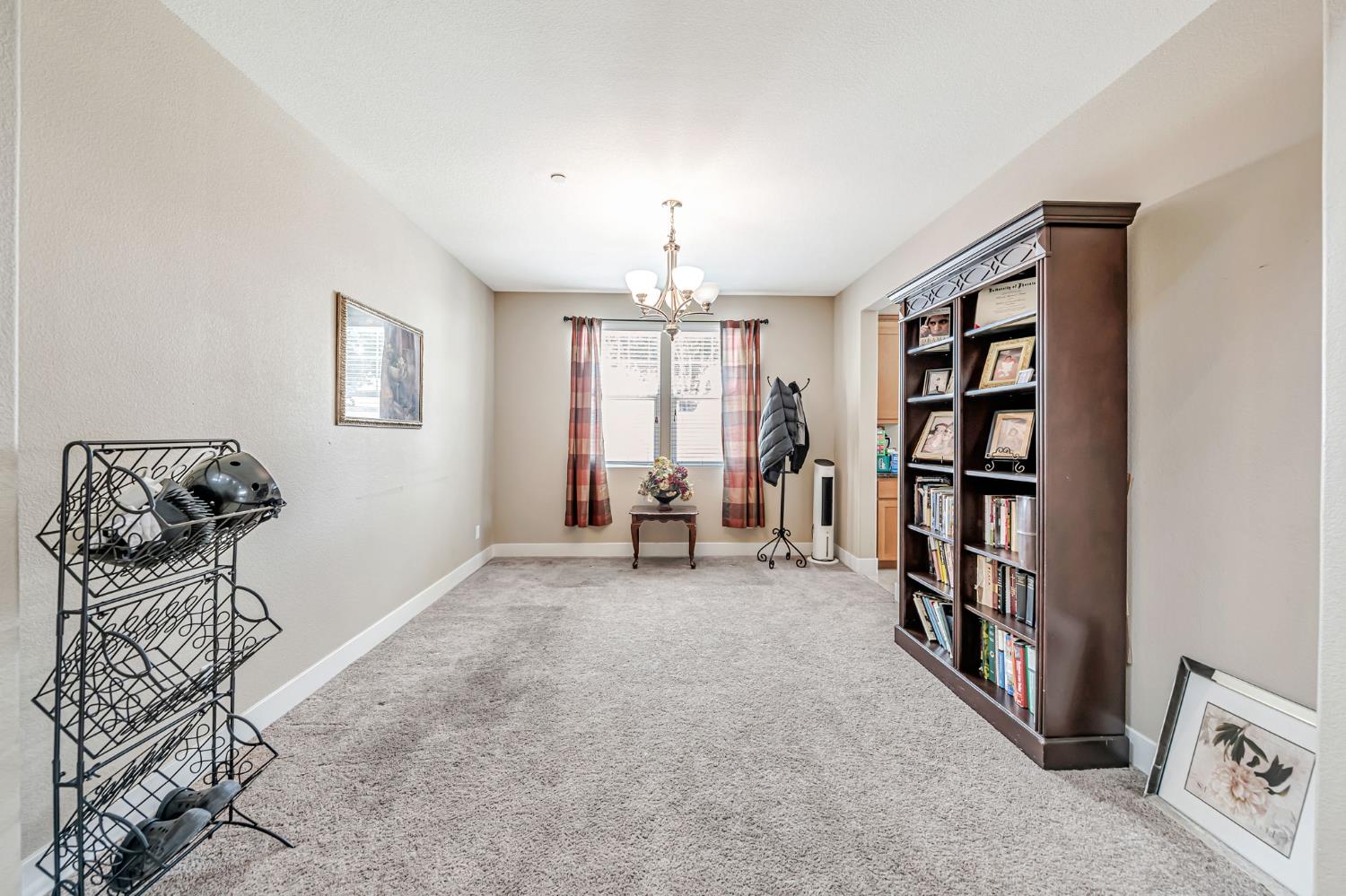 Detail Gallery Image 23 of 80 For 1162 Maugham Dr, Galt,  CA 95632 - 4 Beds | 3 Baths
