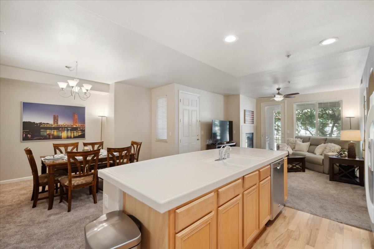 Photo #6: 225062714 Listing: Photo #6