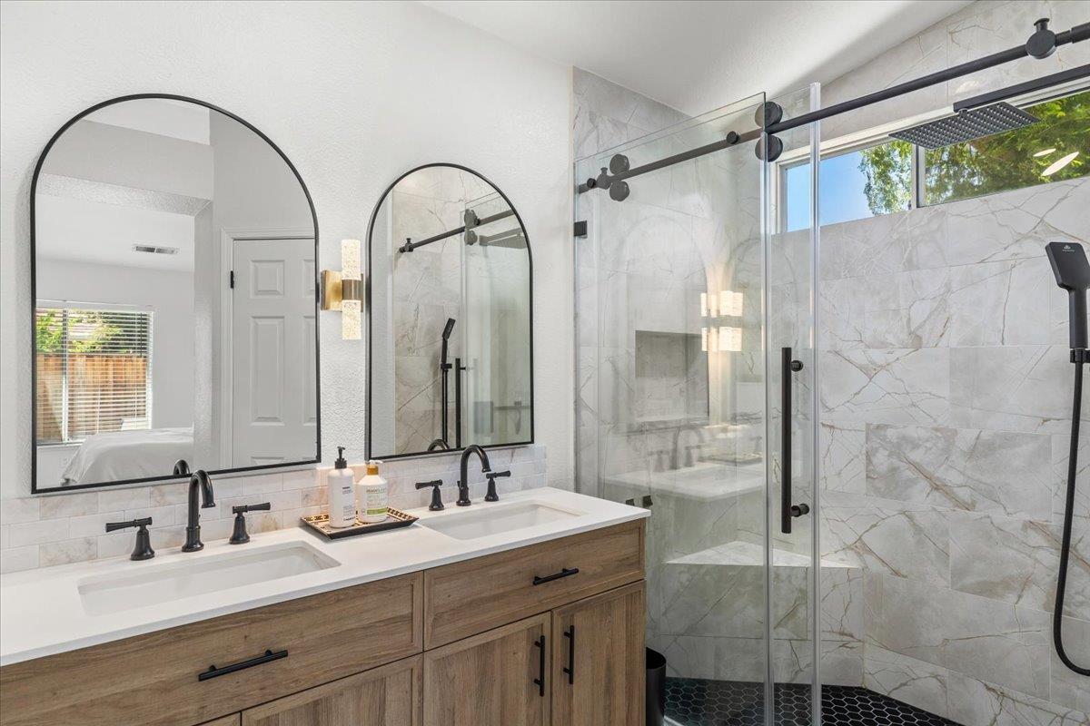 Detail Gallery Image 33 of 40 For 471 Pombo Square Dr, Tracy,  CA 95376 - 3 Beds | 2 Baths