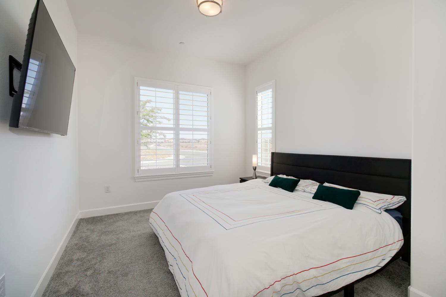 Detail Gallery Image 49 of 69 For 12818 Mission Peak Way, Rancho Cordova,  CA 95742 - 5 Beds | 4/1 Baths