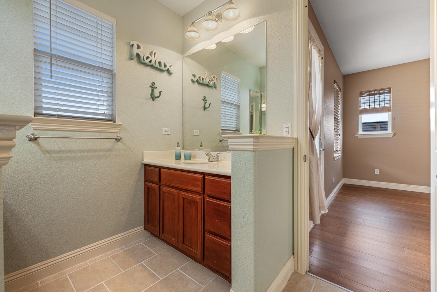 Detail Gallery Image 51 of 76 For 1734 Bandoni Ln, Manteca,  CA 95337 - 4 Beds | 3/1 Baths