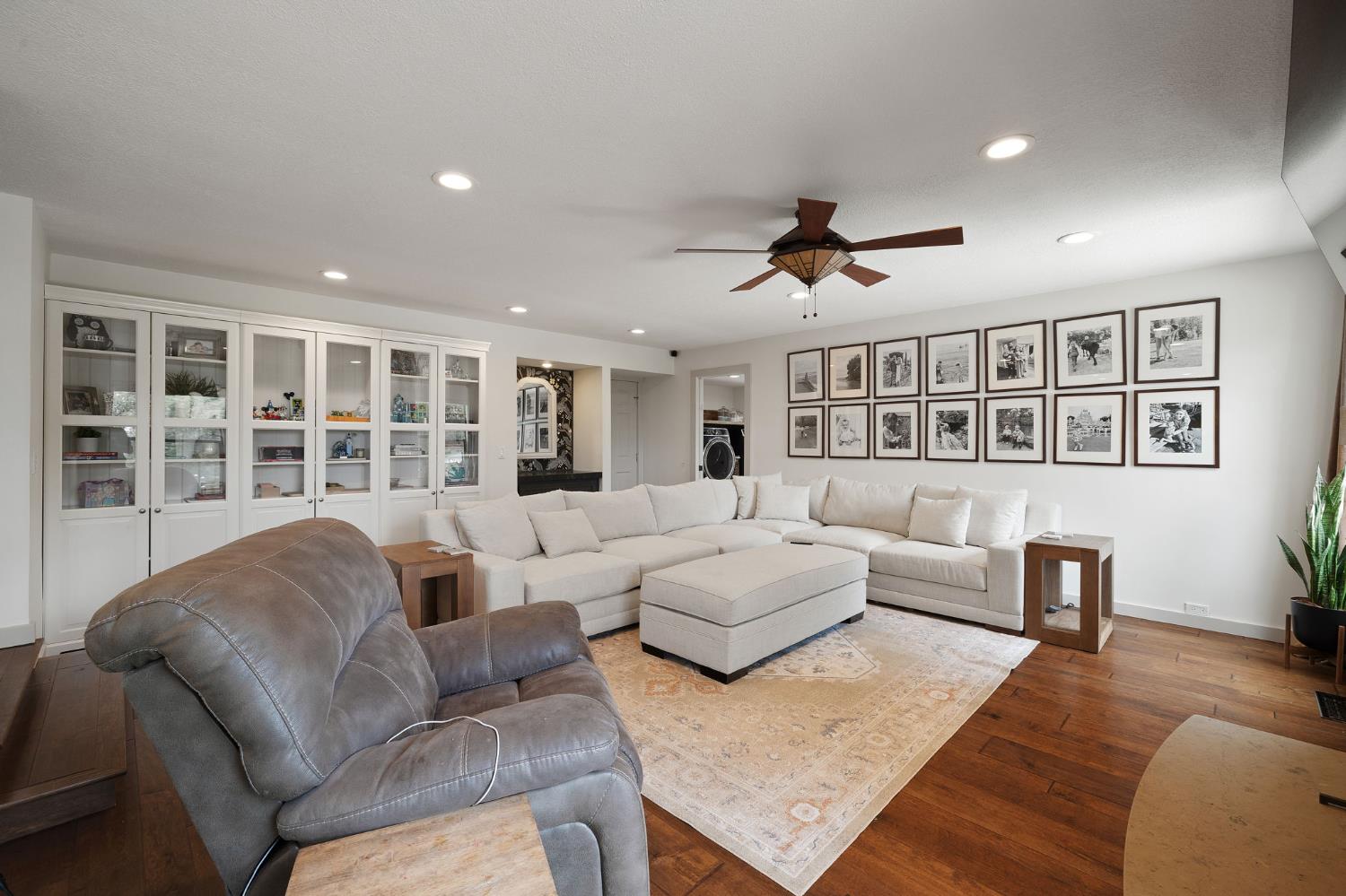 Detail Gallery Image 21 of 90 For 3379 Paloran Ct, Shingle Springs,  CA 95682 - 4 Beds | 3 Baths