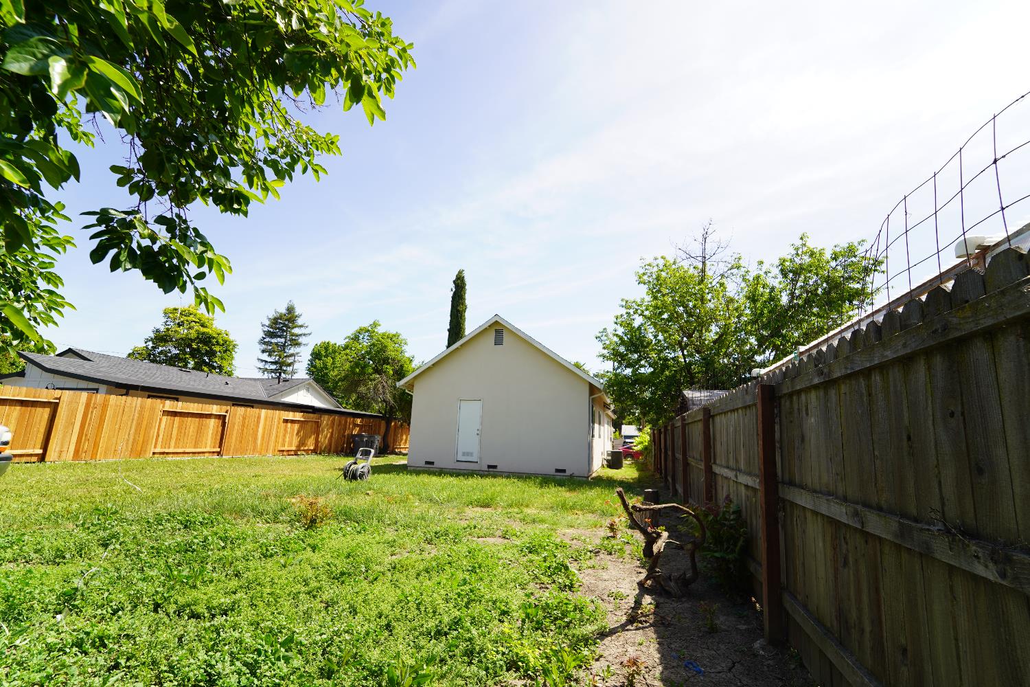 Detail Gallery Image 11 of 13 For 608 Myrtle Ave, West Sacramento,  CA 95605 - 3 Beds | 1/1 Baths