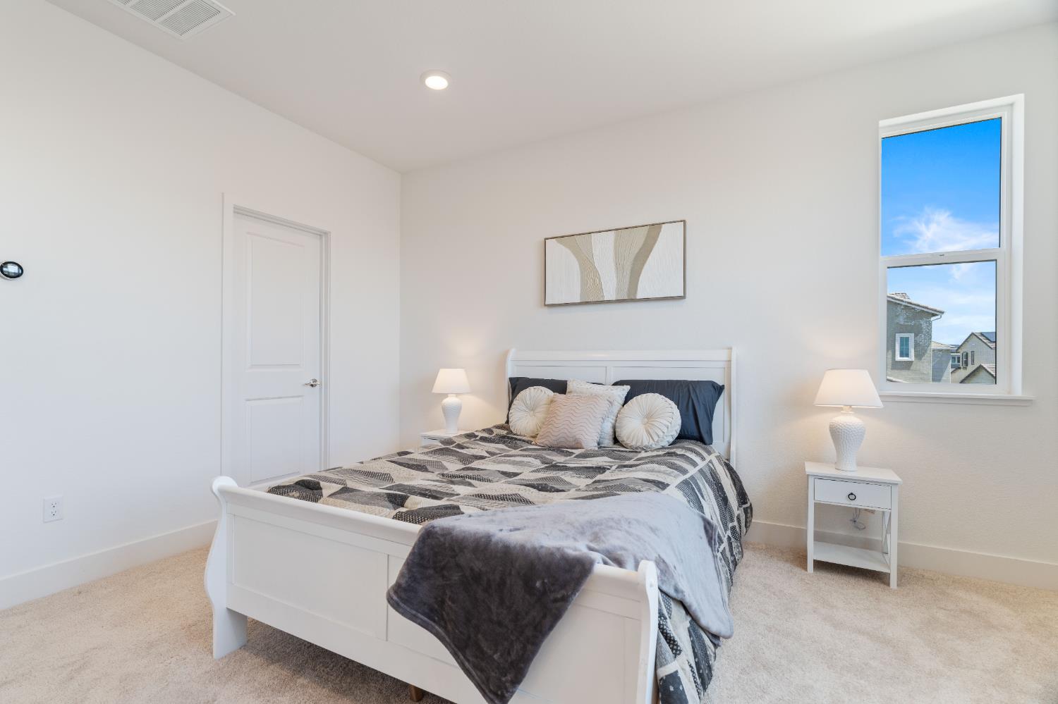 Detail Gallery Image 28 of 46 For 8358 Akino Ct, Elk Grove,  CA 95757 - 4 Beds | 3/1 Baths