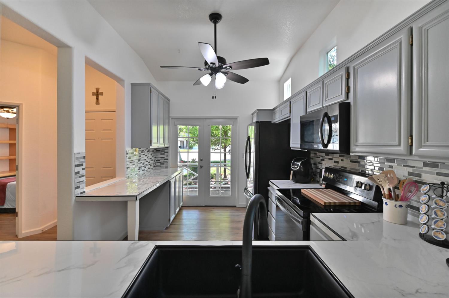 Detail Gallery Image 23 of 55 For 2535 Bridle Creek Ct, Tracy,  CA 95377 - 2 Beds | 2 Baths
