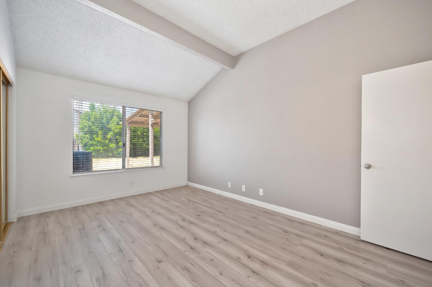 Detail Gallery Image 17 of 28 For 4123 Sea Meadow Way, Sacramento,  CA 95823 - 3 Beds | 2 Baths