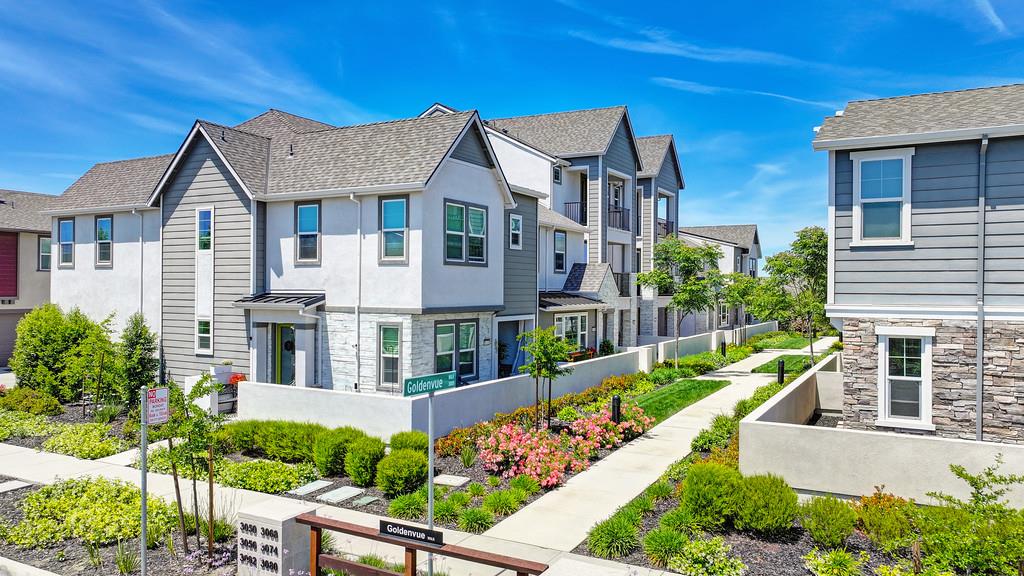 Detail Gallery Image 56 of 62 For 3074 Goldenvue Walk, Sacramento,  CA 95833 - 3 Beds | 2/1 Baths