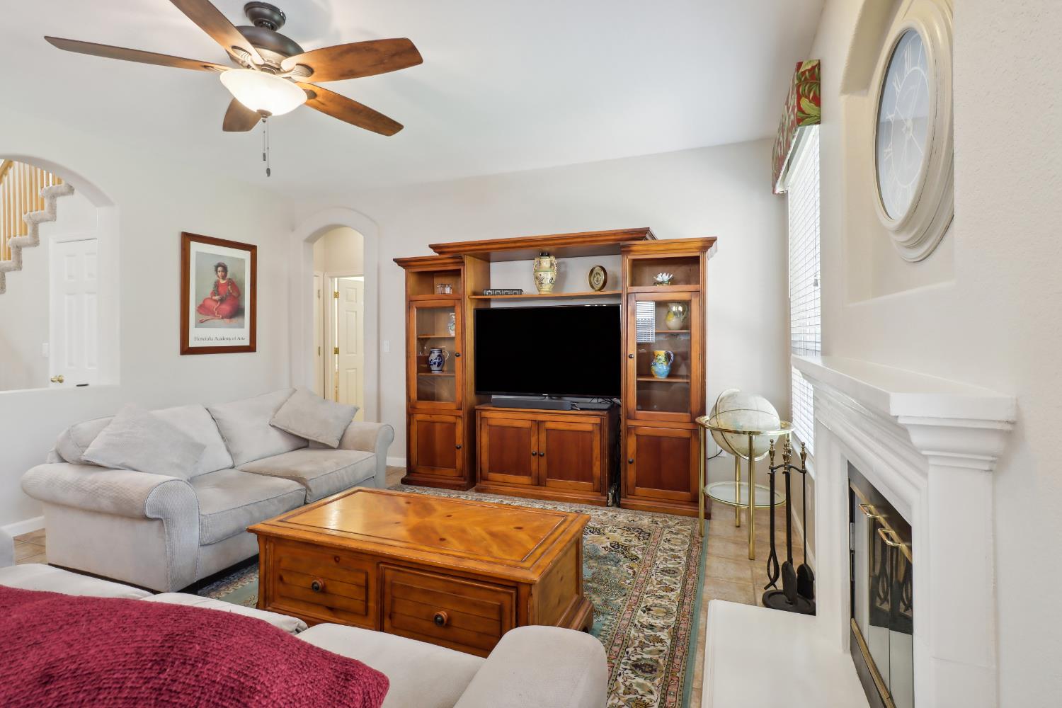 Detail Gallery Image 18 of 72 For 2049 Riggs Ave, Sacramento,  CA 95835 - 5 Beds | 3 Baths
