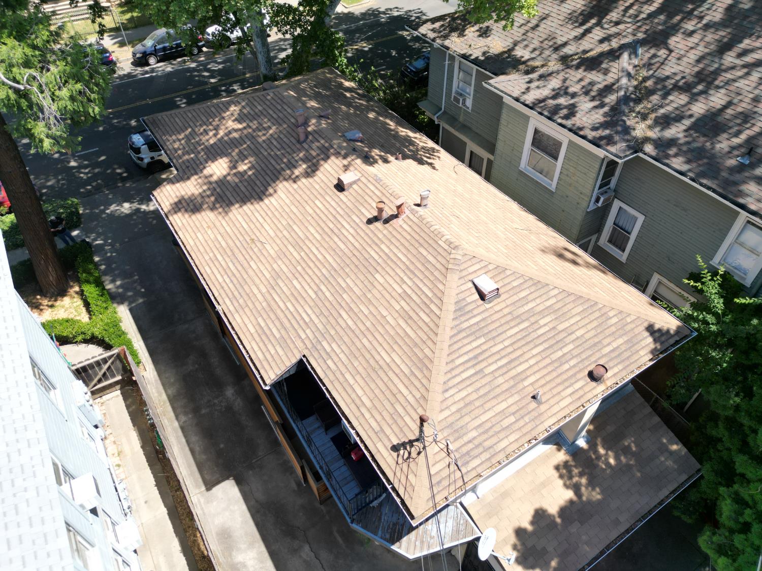 Detail Gallery Image 68 of 70 For 2124 H St, Sacramento,  CA 95816 - – Beds | – Baths